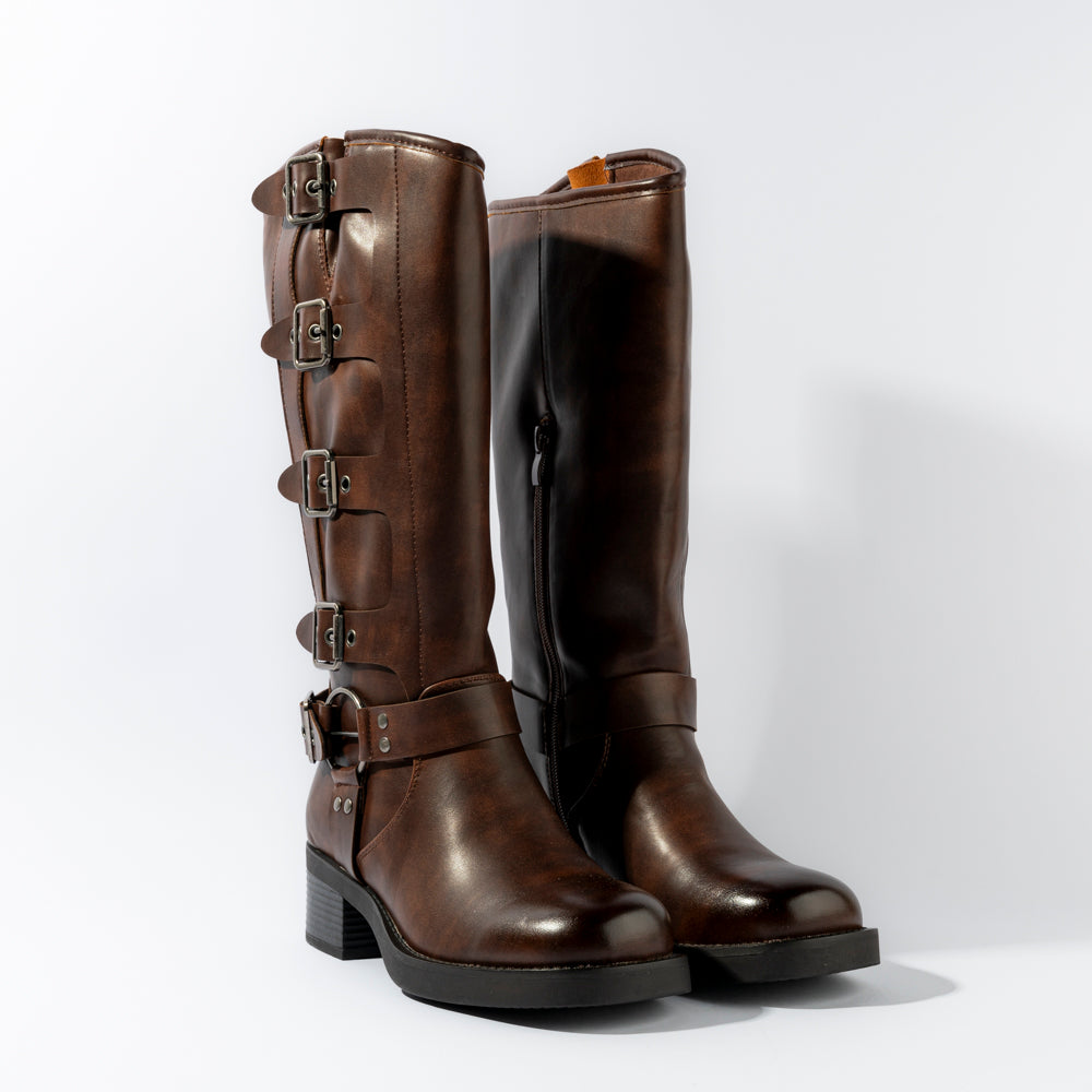 bota alta café mujer