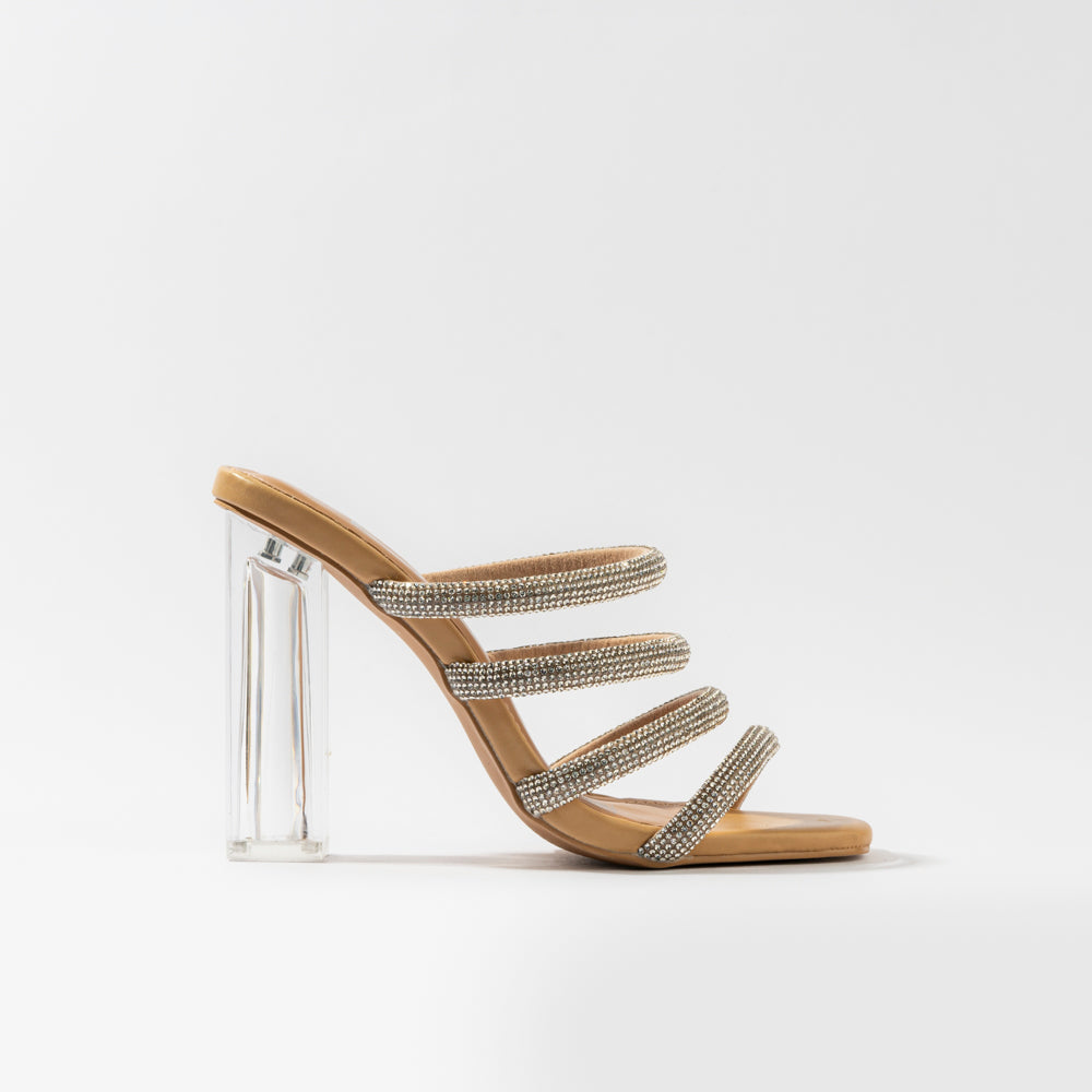 Tacones transparentes